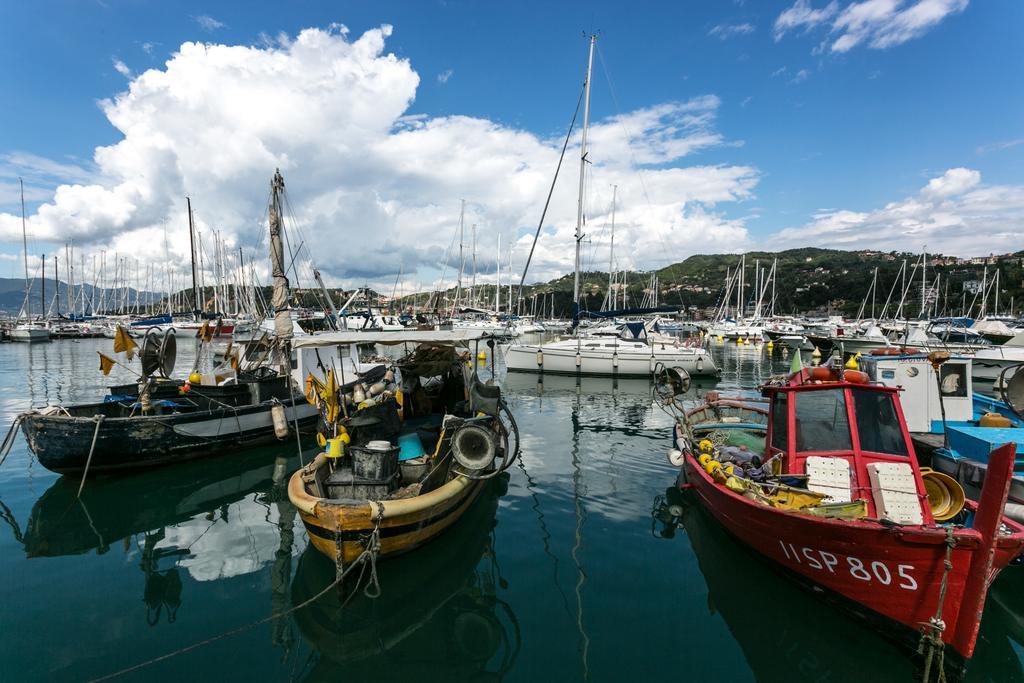 Al Molo Sea View Rooms Lerici Exterior photo