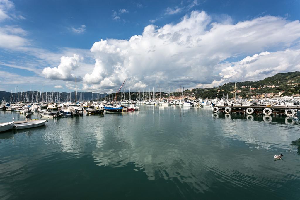 Al Molo Sea View Rooms Lerici Exterior photo