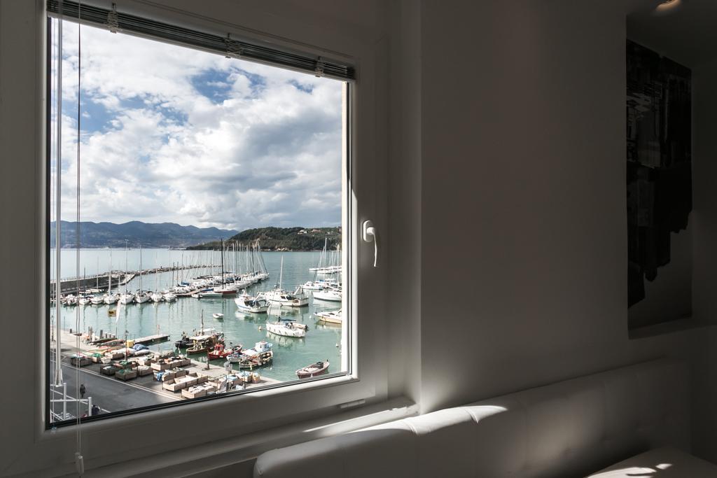 Al Molo Sea View Rooms Lerici Exterior photo