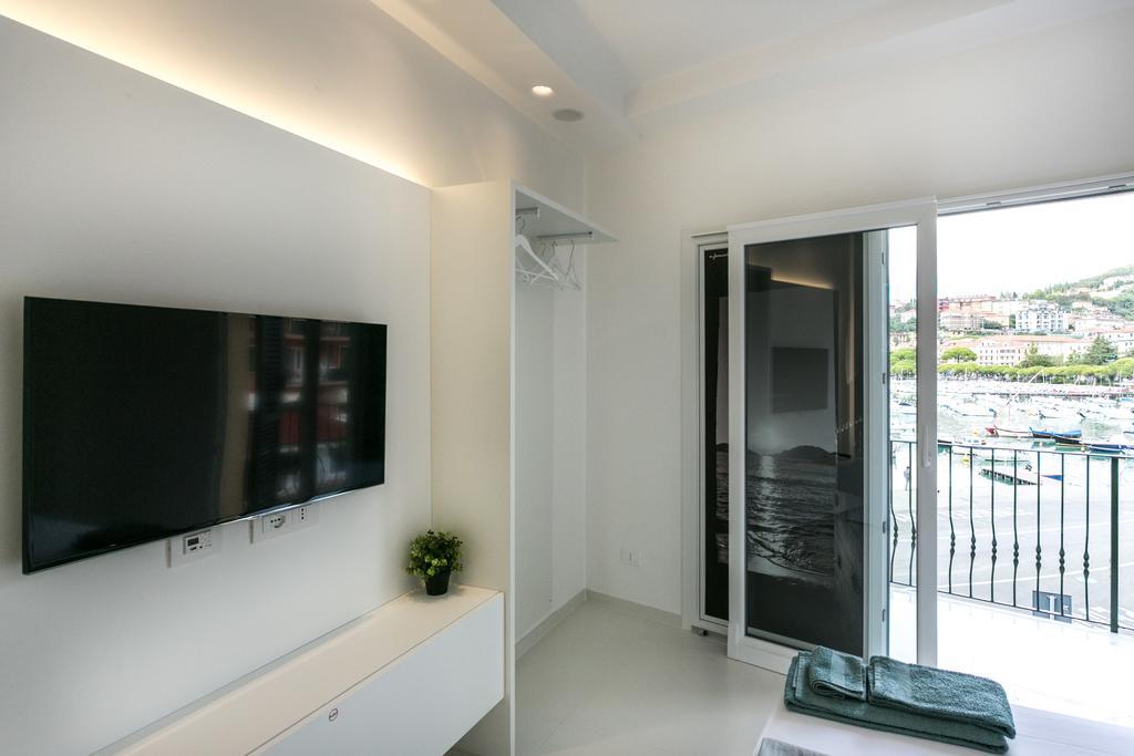 Al Molo Sea View Rooms Lerici Exterior photo