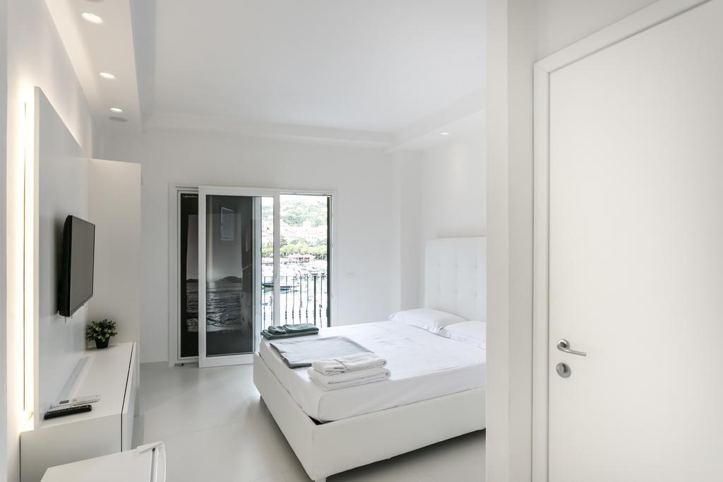 Al Molo Sea View Rooms Lerici Exterior photo