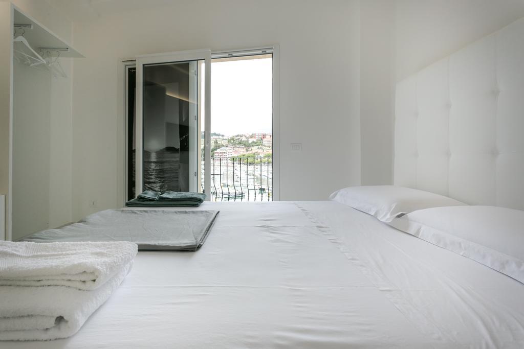 Al Molo Sea View Rooms Lerici Exterior photo