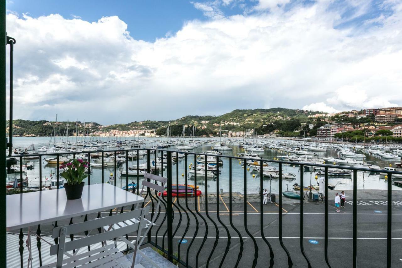 Al Molo Sea View Rooms Lerici Exterior photo